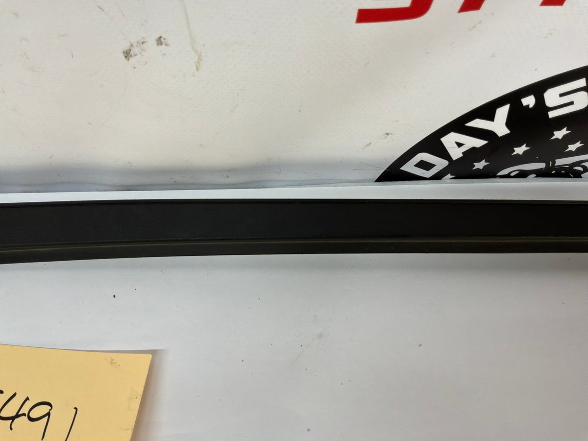 2017 Chevy SS Sedan RH & LH Windshield Window Molding Trim Moldings OEM