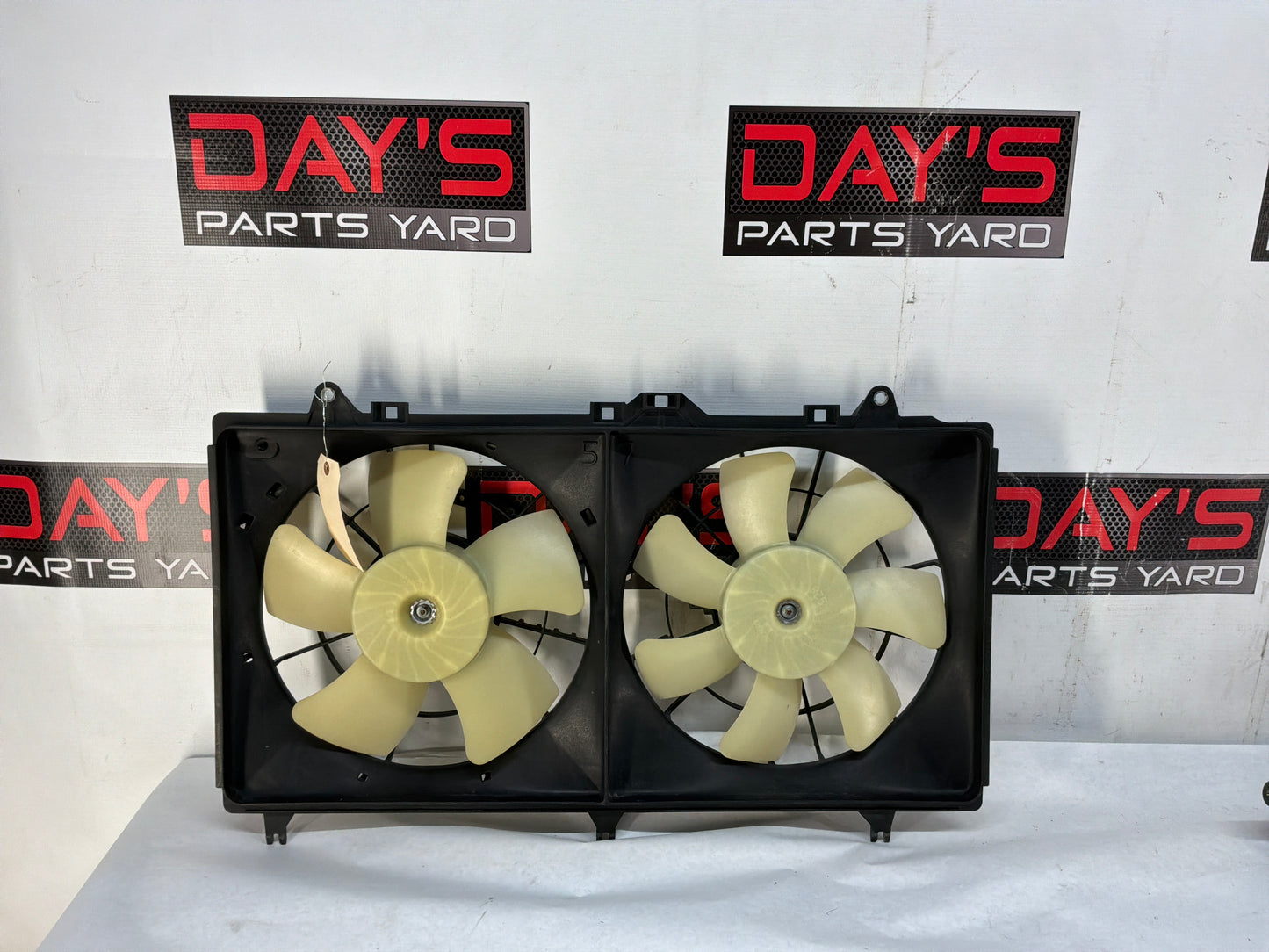 2015 Chevrolet Camaro SS 1LE Radiator fan