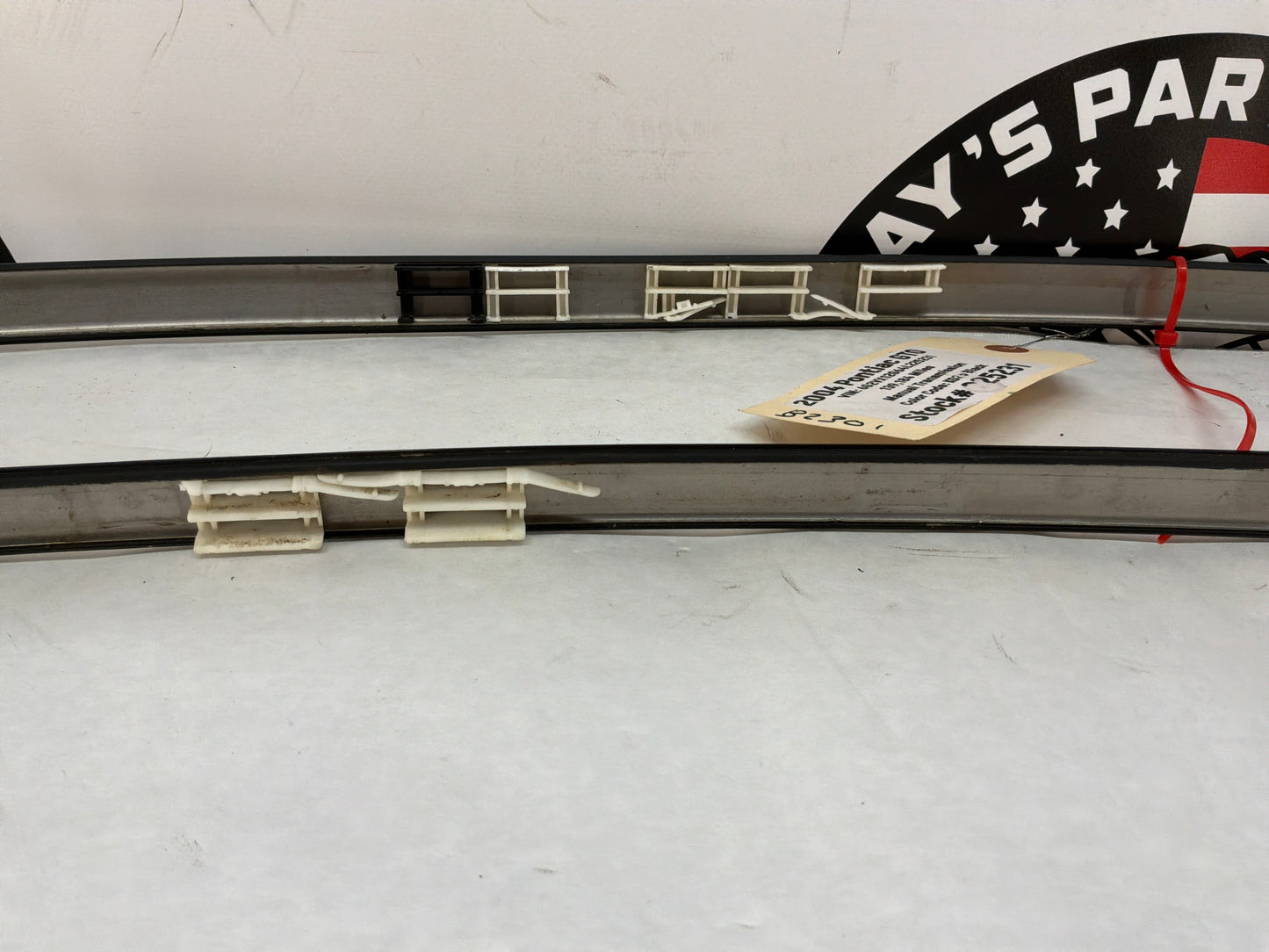2004 Pontiac GTO RH & LH Roof Panel Joint Finish Trim Molding OEM