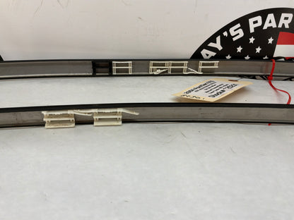 2004 Pontiac GTO RH & LH Roof Panel Joint Finish Trim Molding OEM