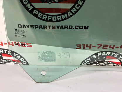 2015 Chevy Camaro SS 1LE RH Passenger Front Door Window Glass OEM