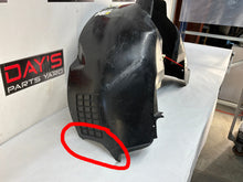 Rh front wheel liner - Day's Parts Yard