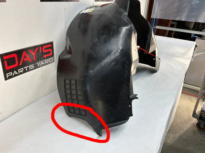 Rh front wheel liner - Day's Parts Yard