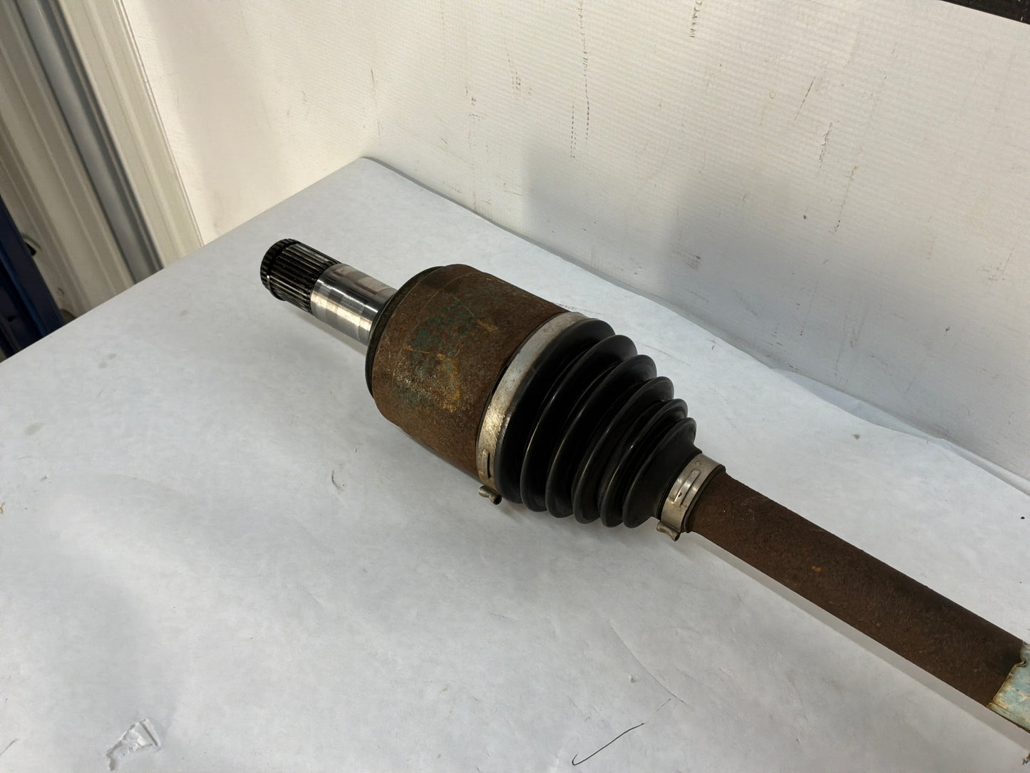 2008 Pontiac G8 RH Passenger Rear CV Axle Half Shaft OEM