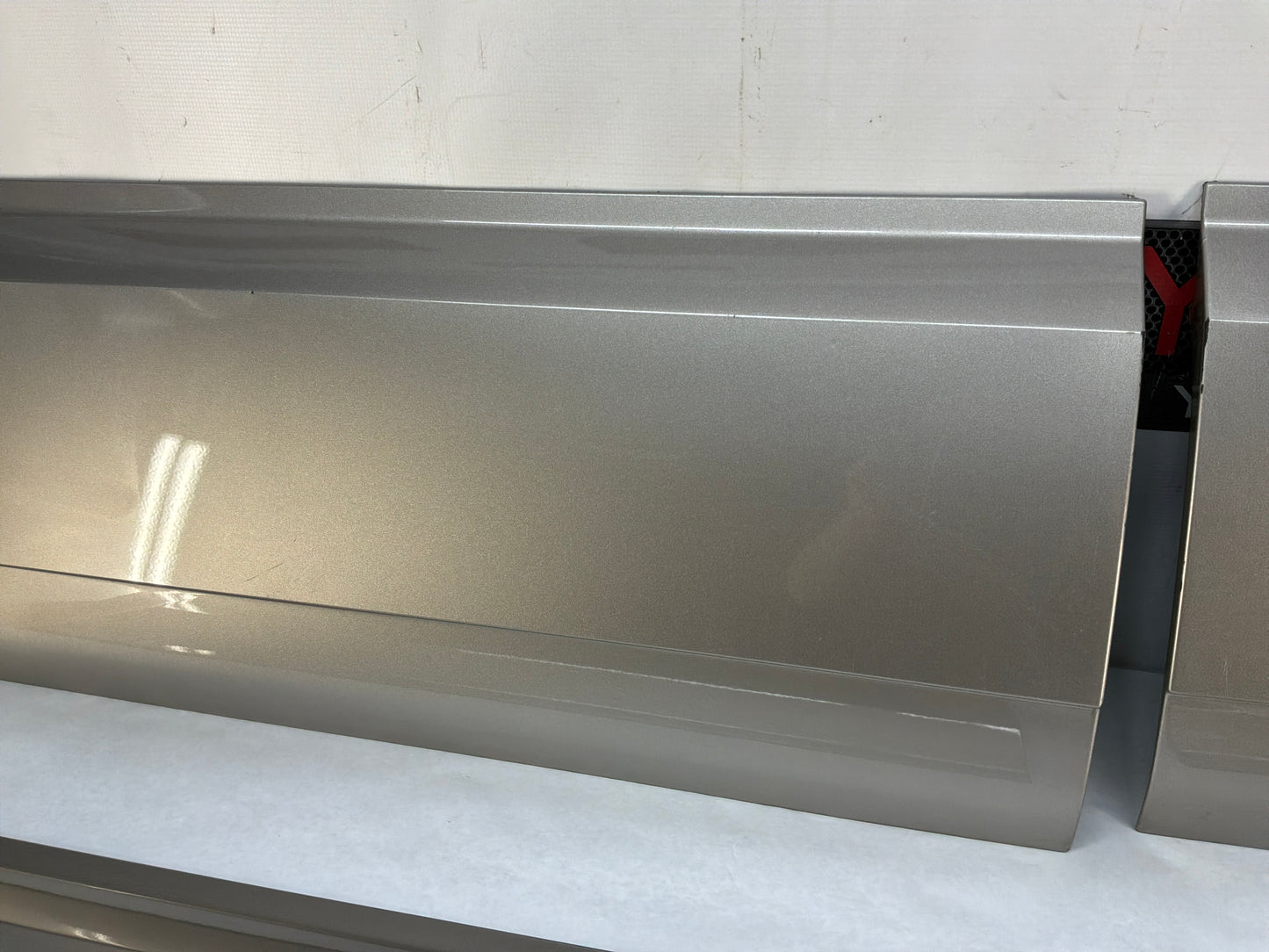 2002 Cadillac Escalade EXT Front & Rear Door Cladding’s OEM