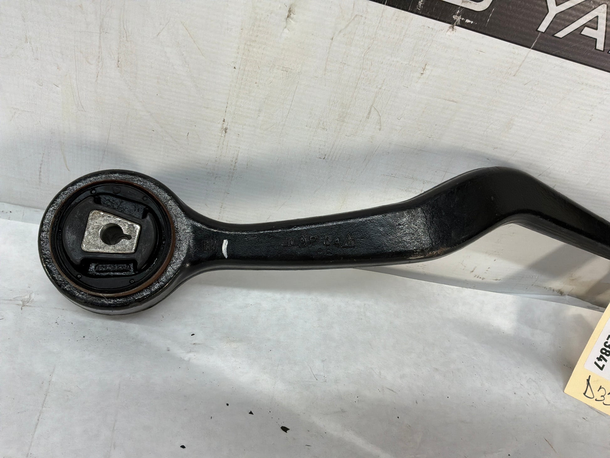 Control arm - Day's Parts Yard