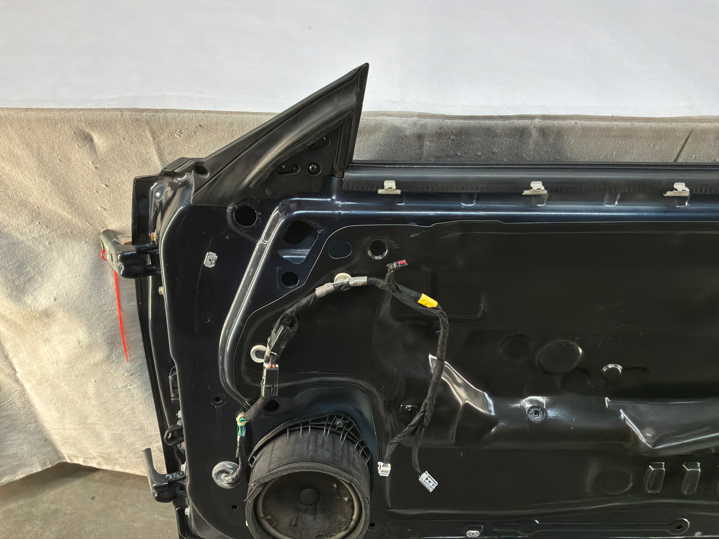 2014 Chevy Camaro SS RH Passenger Front Exterior Door OEM