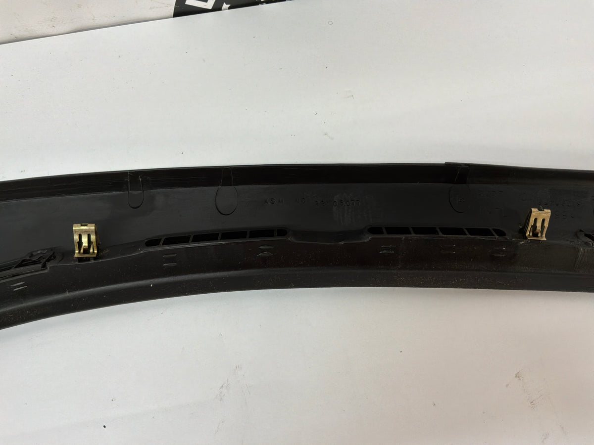 2006 Pontiac GTO Windshield Dash Cowl Defrost Grille Panels Vent Trim Pair OEM