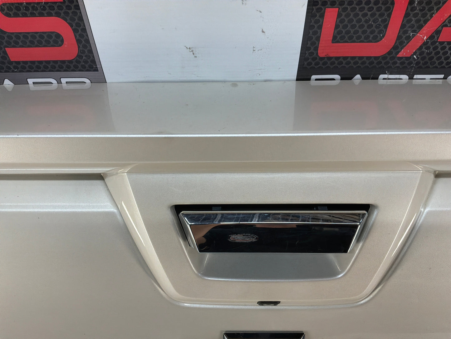 2012 Chevy Avalanche  Tailgate Tail Gate OEM