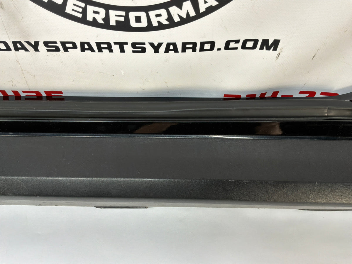 2013 Chevy Camaro ZL1 LH Driver Rocker Molding Side Skirt Panel OEM