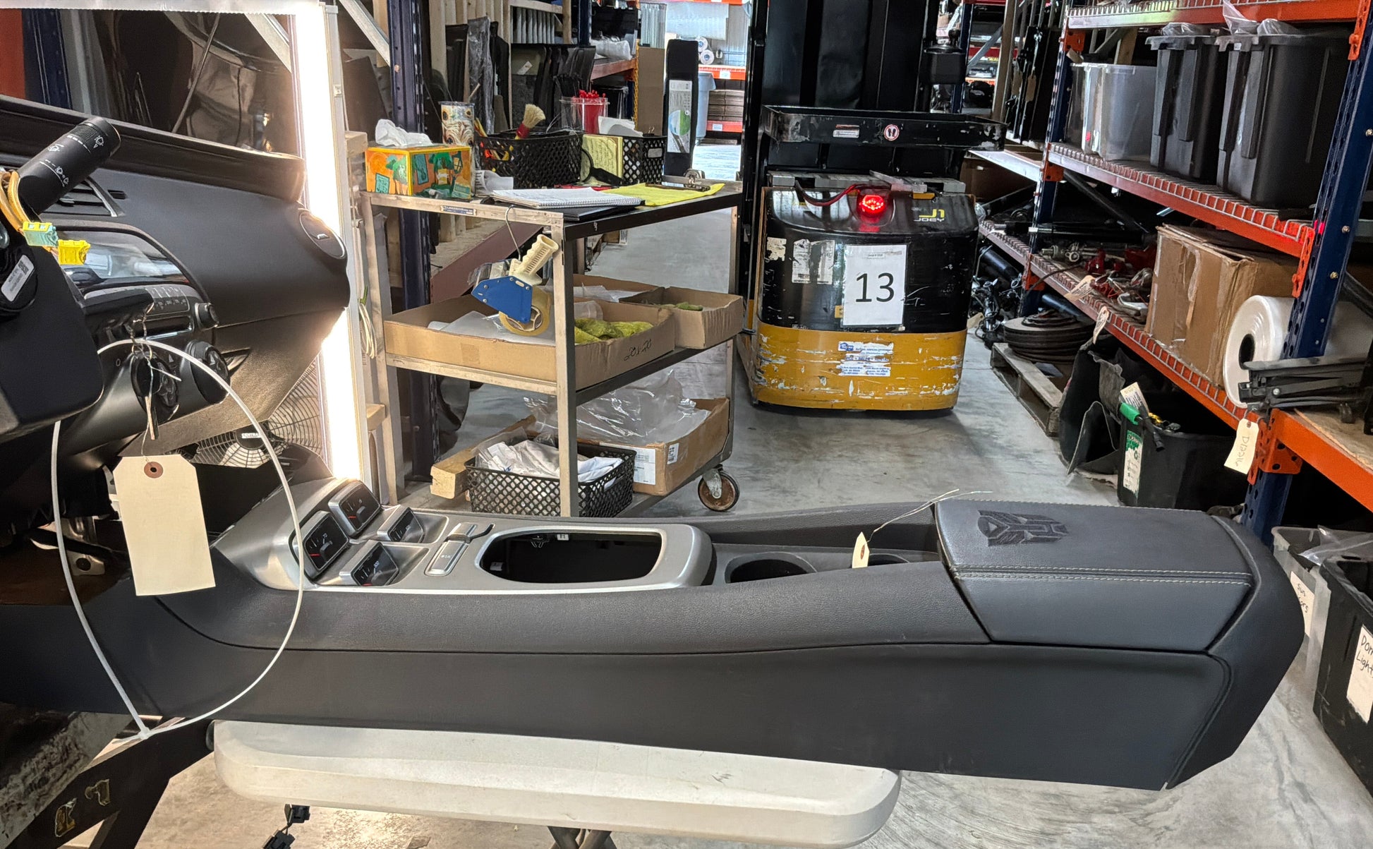 Dash w  enter console and Shifter - Day's Parts Yard