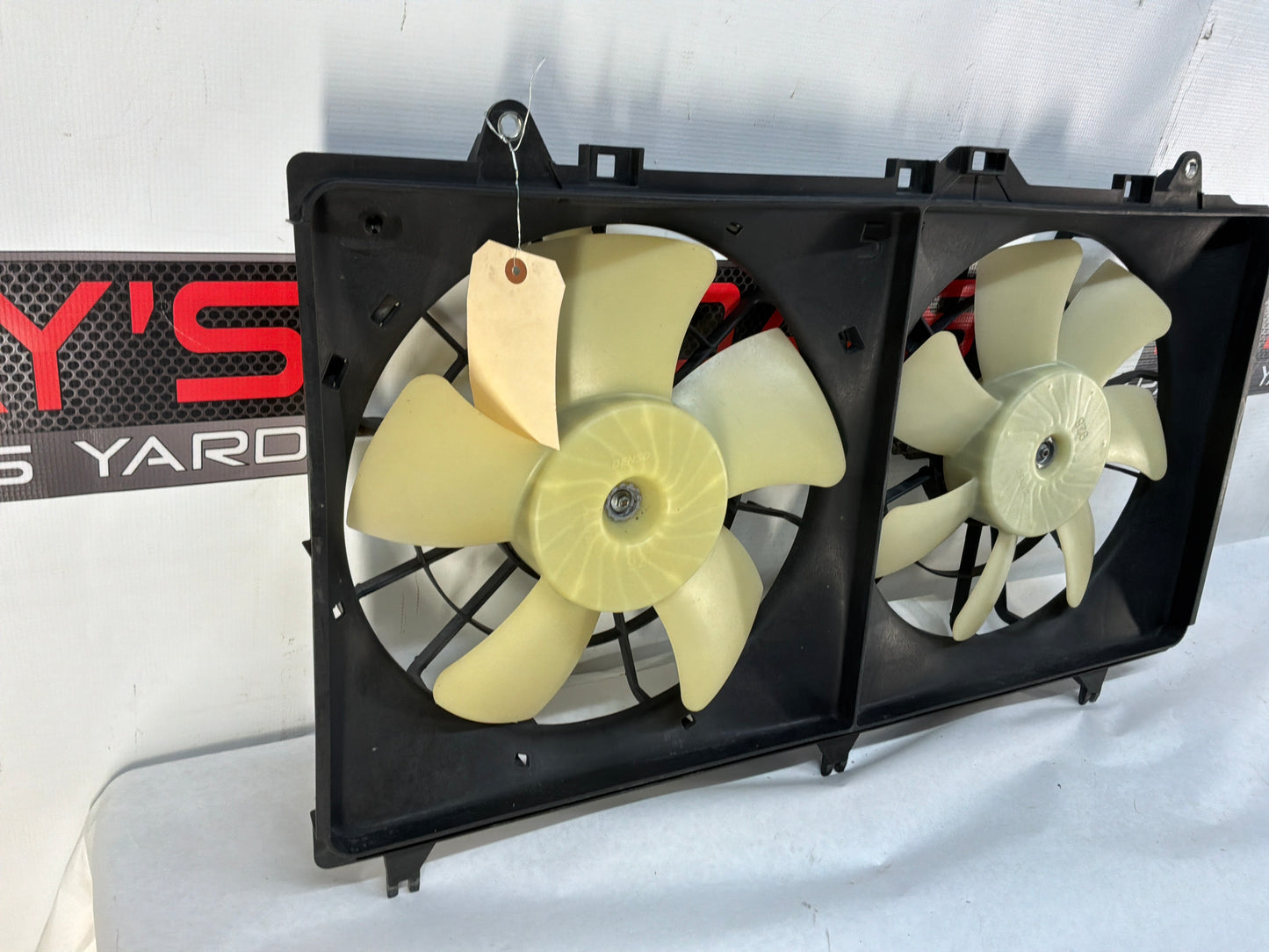 2015 Chevrolet Camaro SS 1LE Radiator fan