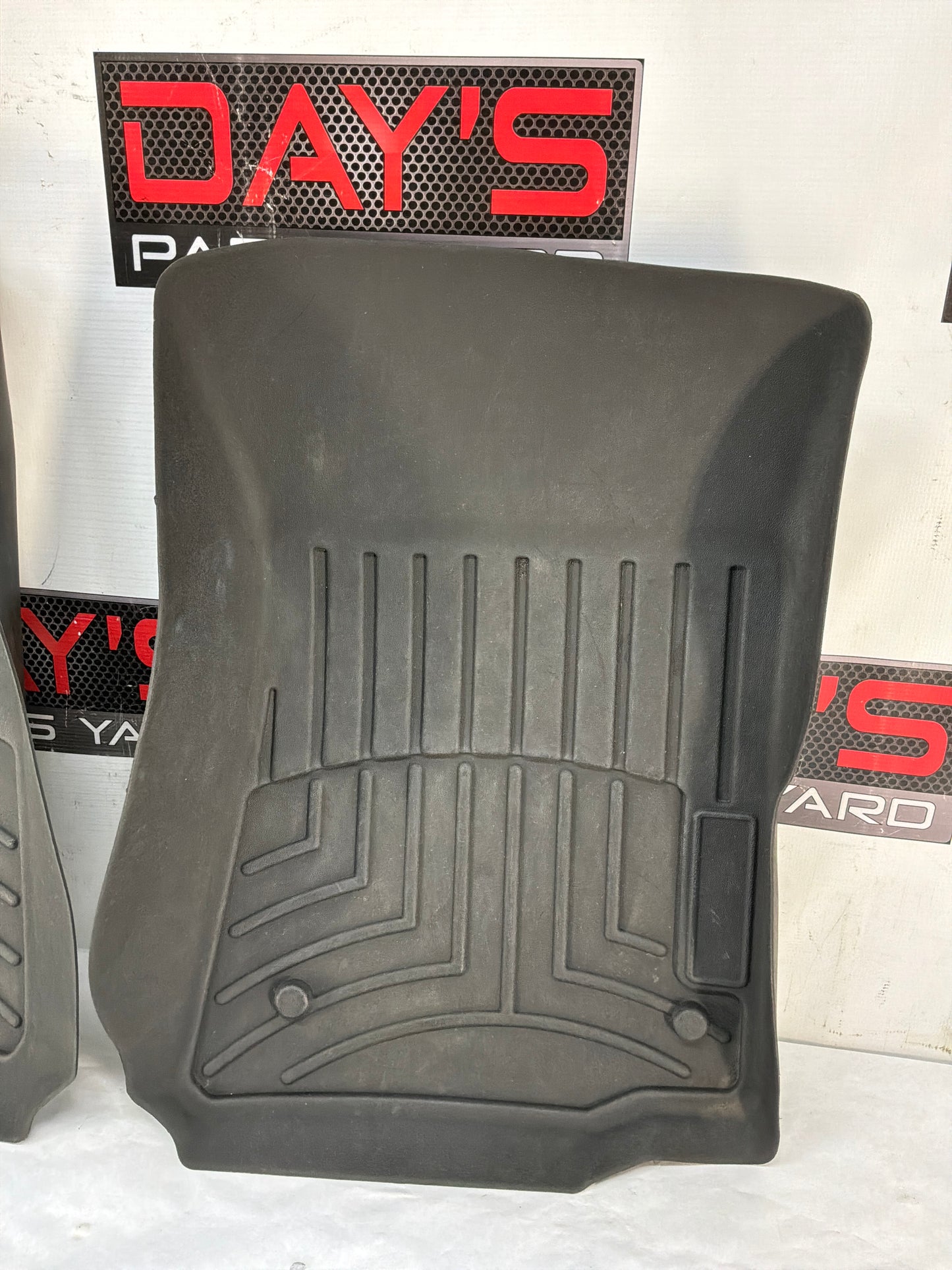 Front weather tech floor mats - Day's Parts Yard