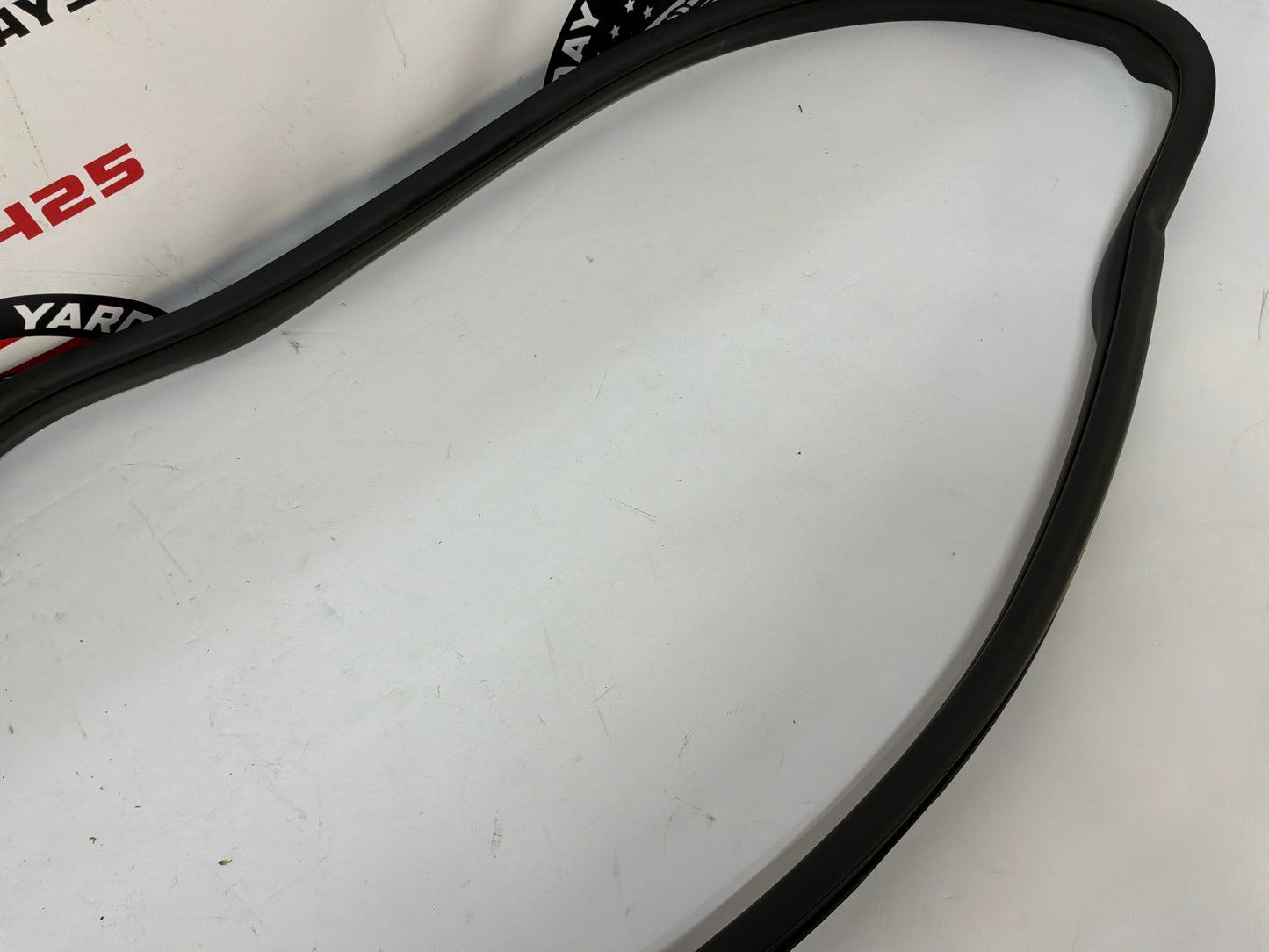 2006 Cadillac CTS-V LH Driver Front Door Weather Strip Rubber Seal OEM
