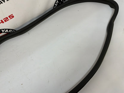 2006 Cadillac CTS-V LH Driver Front Door Weather Strip Rubber Seal OEM