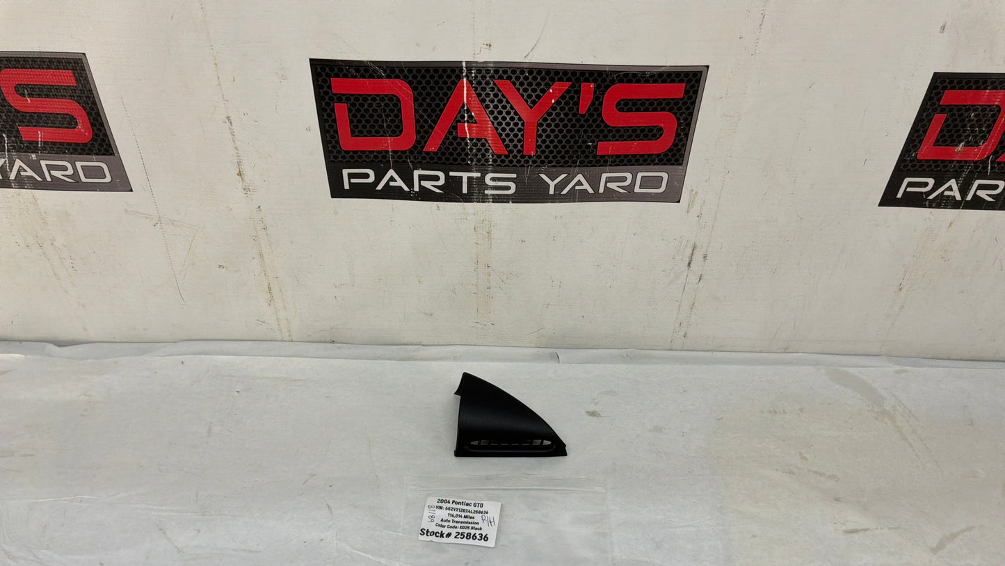 2005 Pontiac GTO RH Passenger Interior Defrost Trim Door Vent Triangle OEM