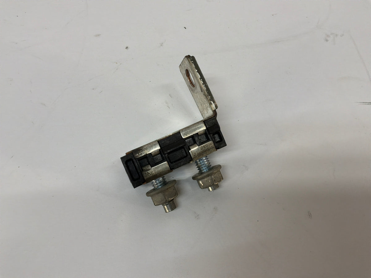 2014 Chevy SS Sedan Jump Starter Positive Post Battery Circuit Fuse Block OEM