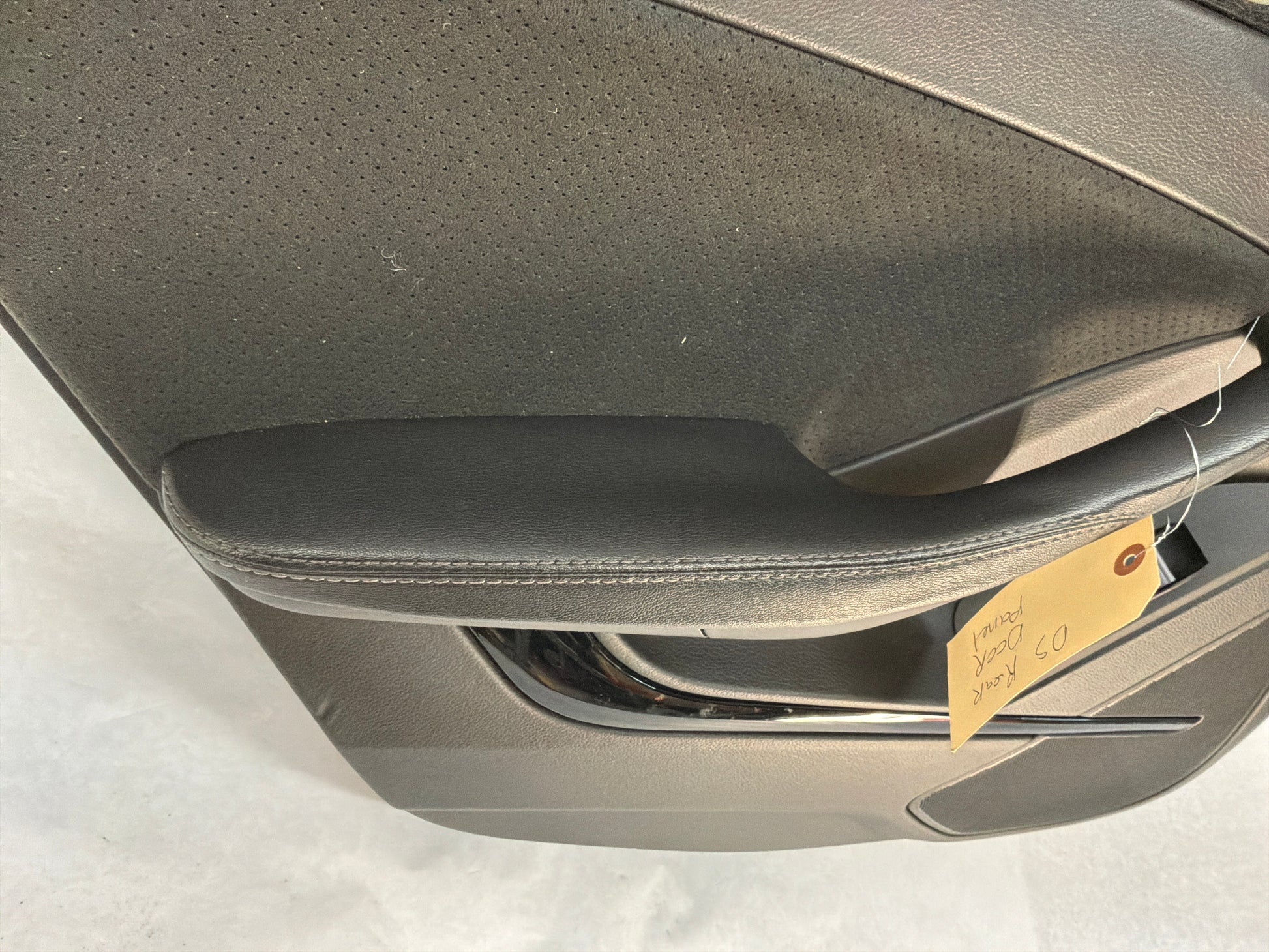 Lh rear door panel - Day's Parts Yard