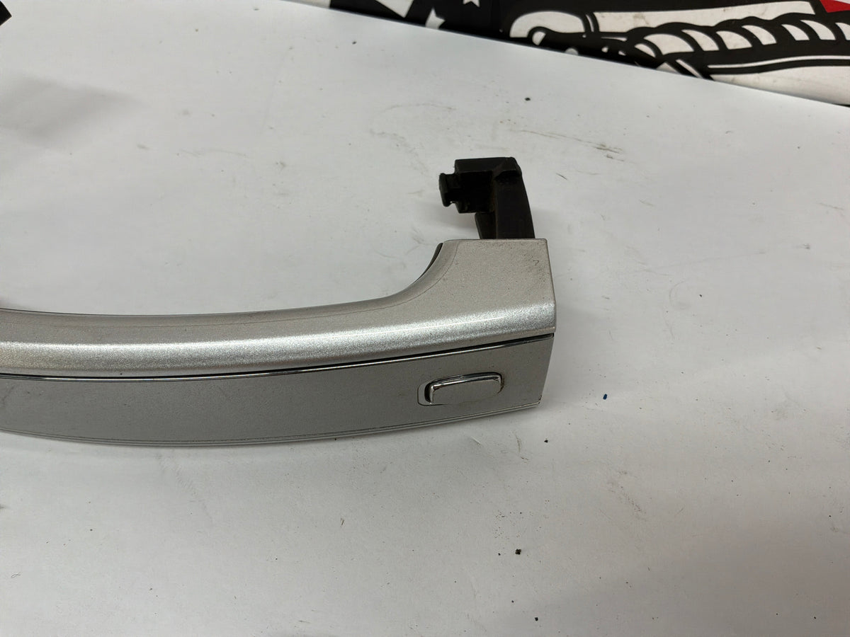 2017 Chevy SS Sedan RH Passenger Front & Rear Exterior Door Handles Silver OEM