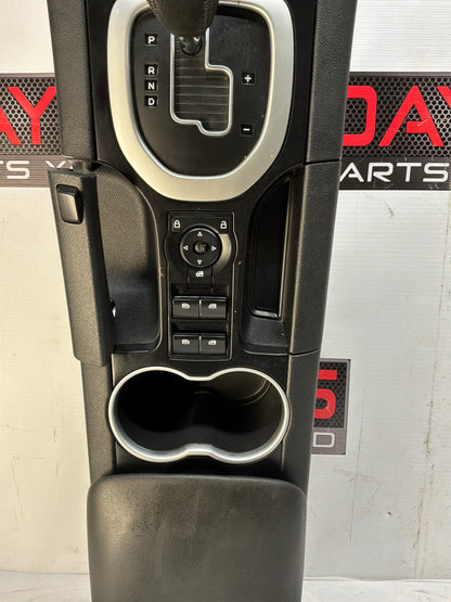 2008 Pontiac G8 GT Center console w shifter