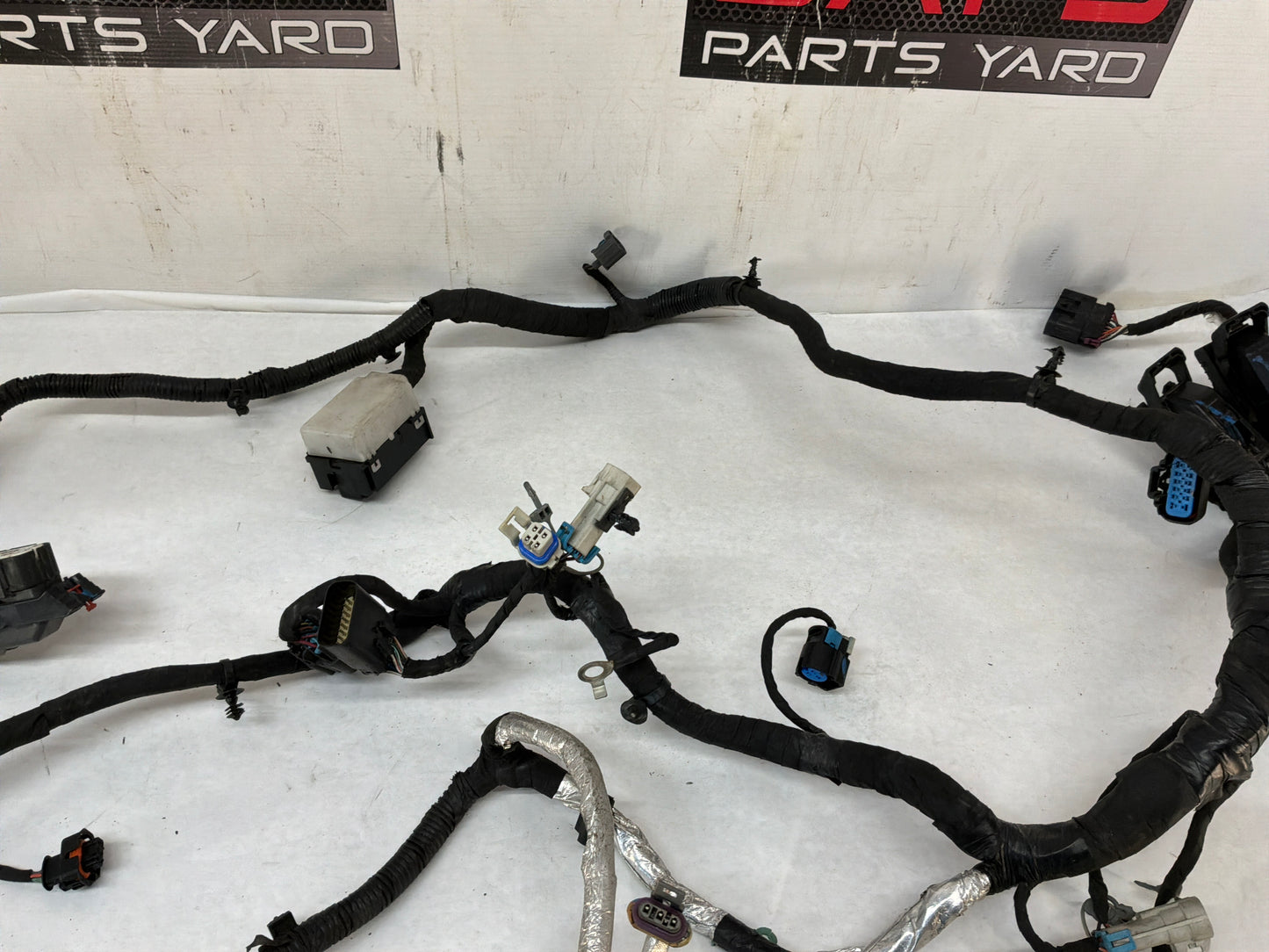 Engine transmission harness - Day's Parts Yard