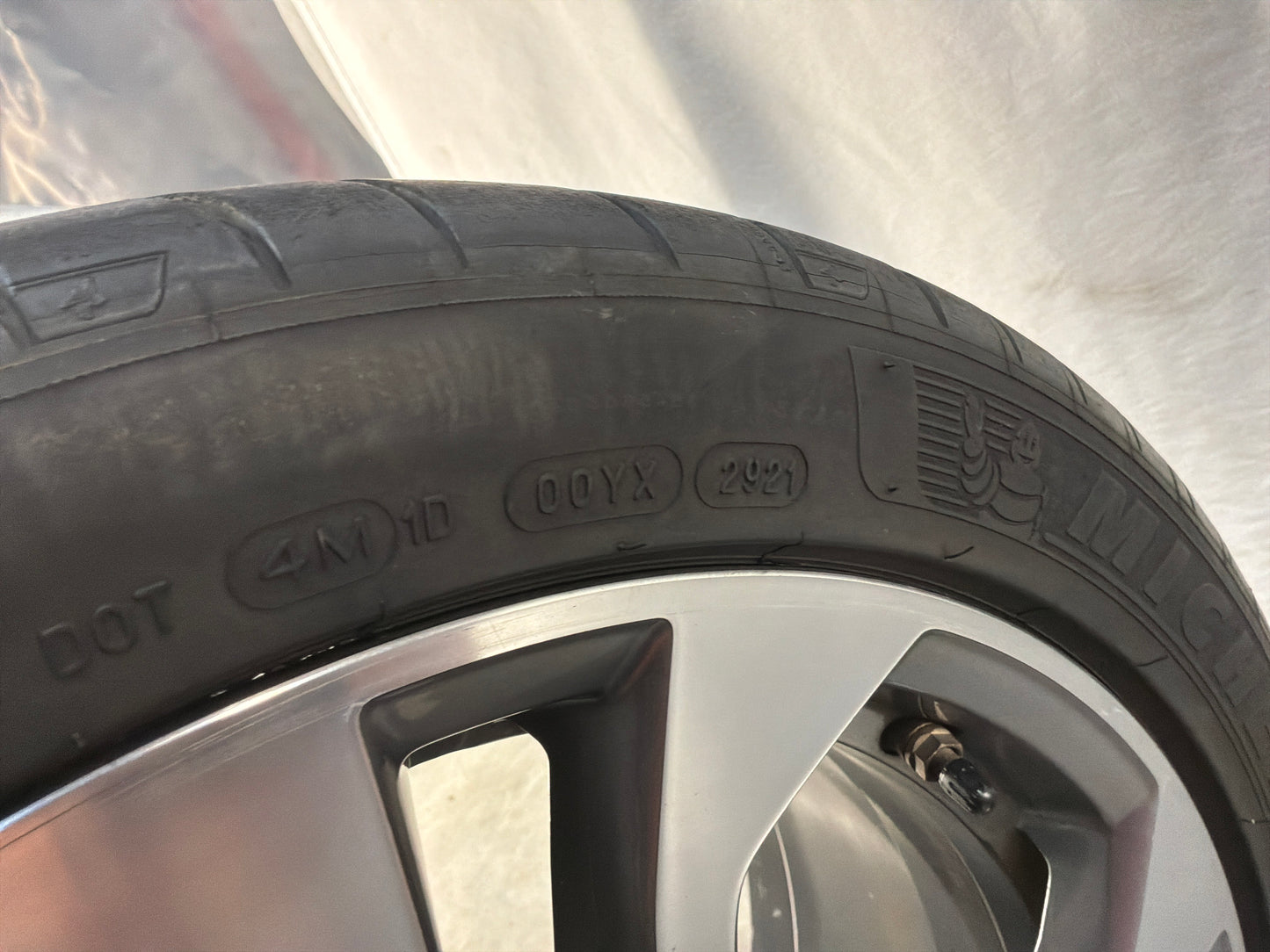 2017 Chevrolet SS Sedan Wheels and Tires OEM