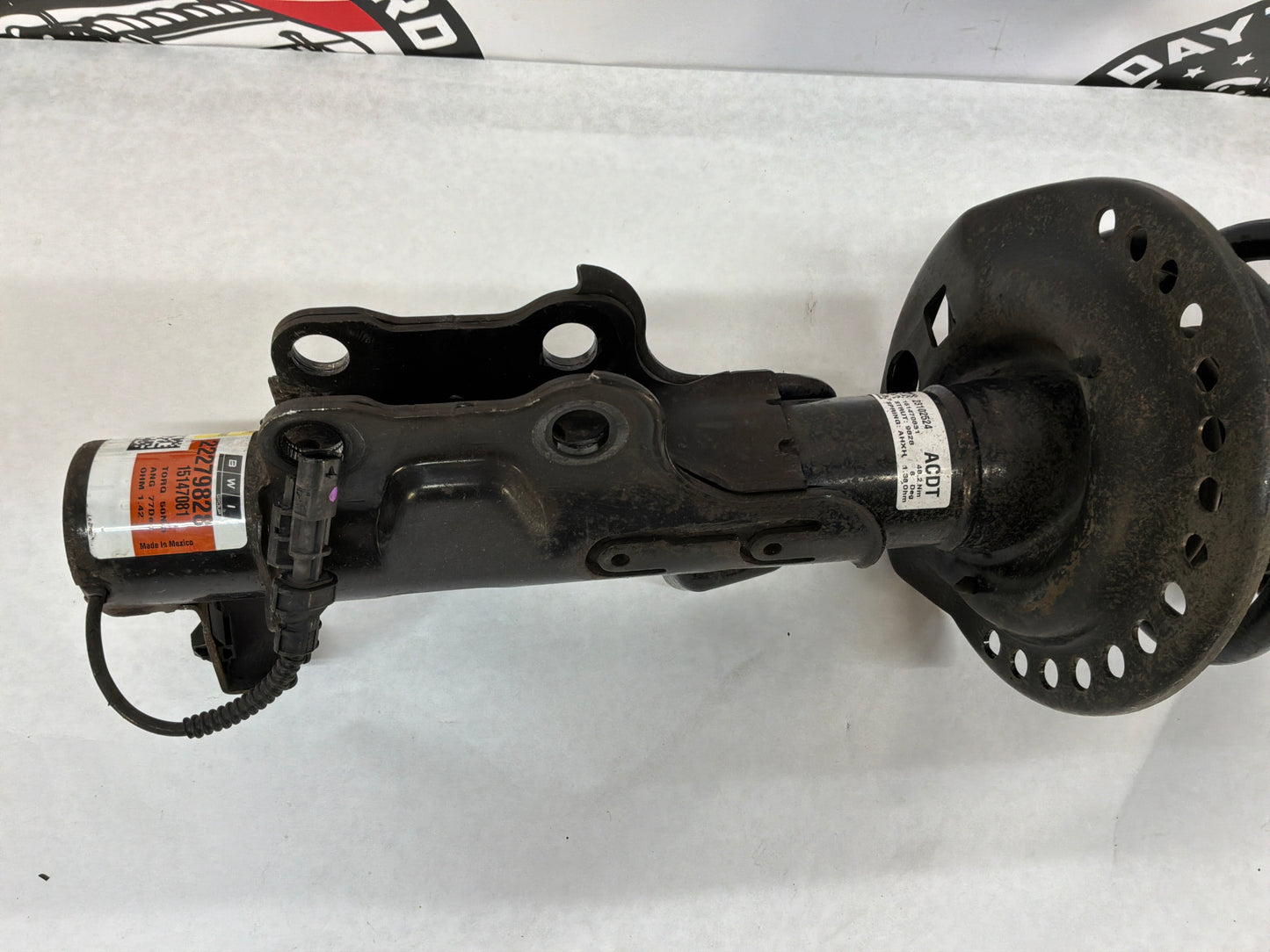 2016 Cadillac CTS-V Front Suspension RH & LH Magnetic Ride Strut OEM
