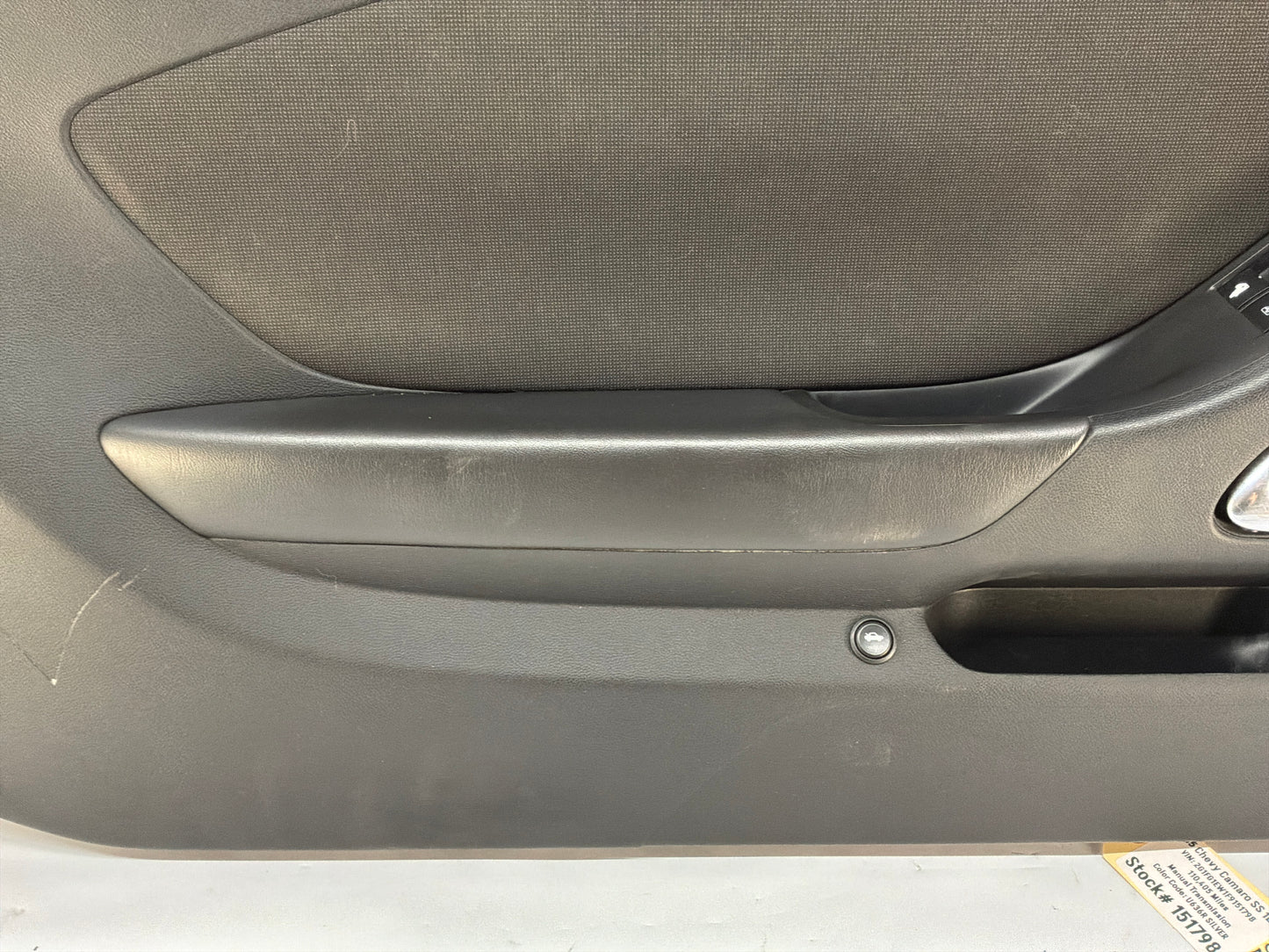2015 Chevy Camaro SS 1LE LH Driver Interior Door Panel Trim OEM