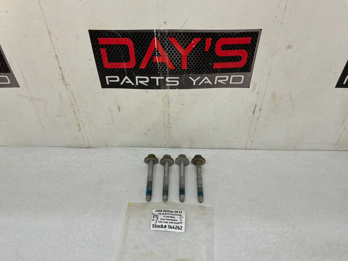 2008 Pontiac G8 GT Rear Suspension Cradle Subframe Bolts Hardware OEM