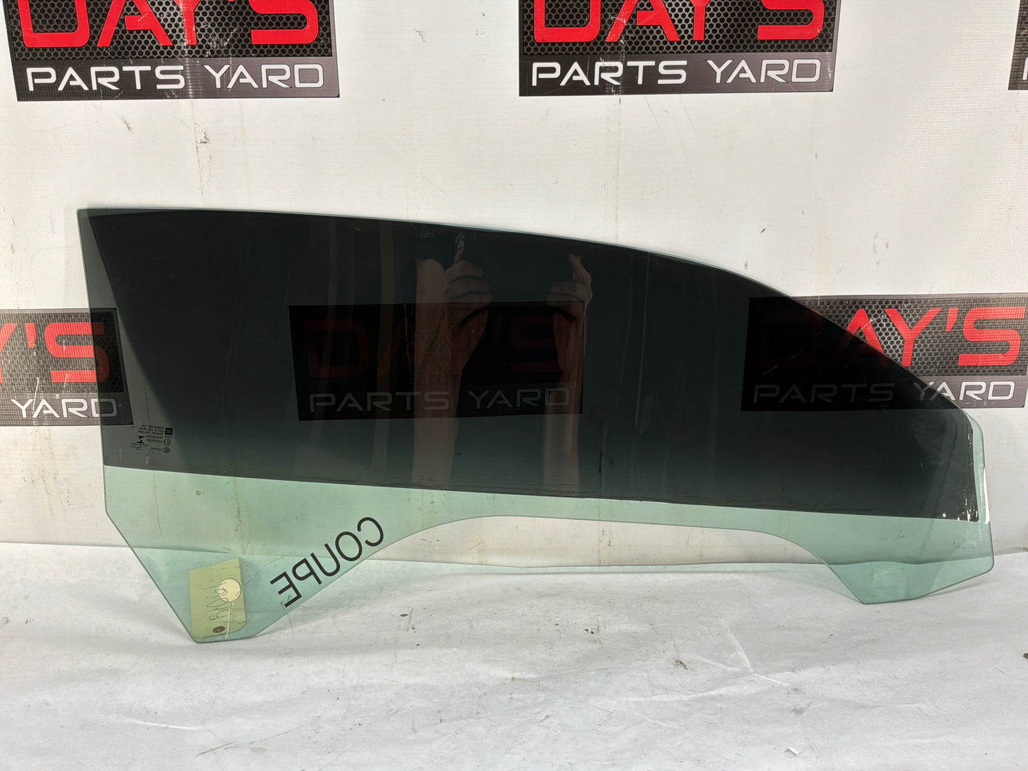 2014 Chevy Camaro ZL1 LH Driver Door Window Glass OEM
