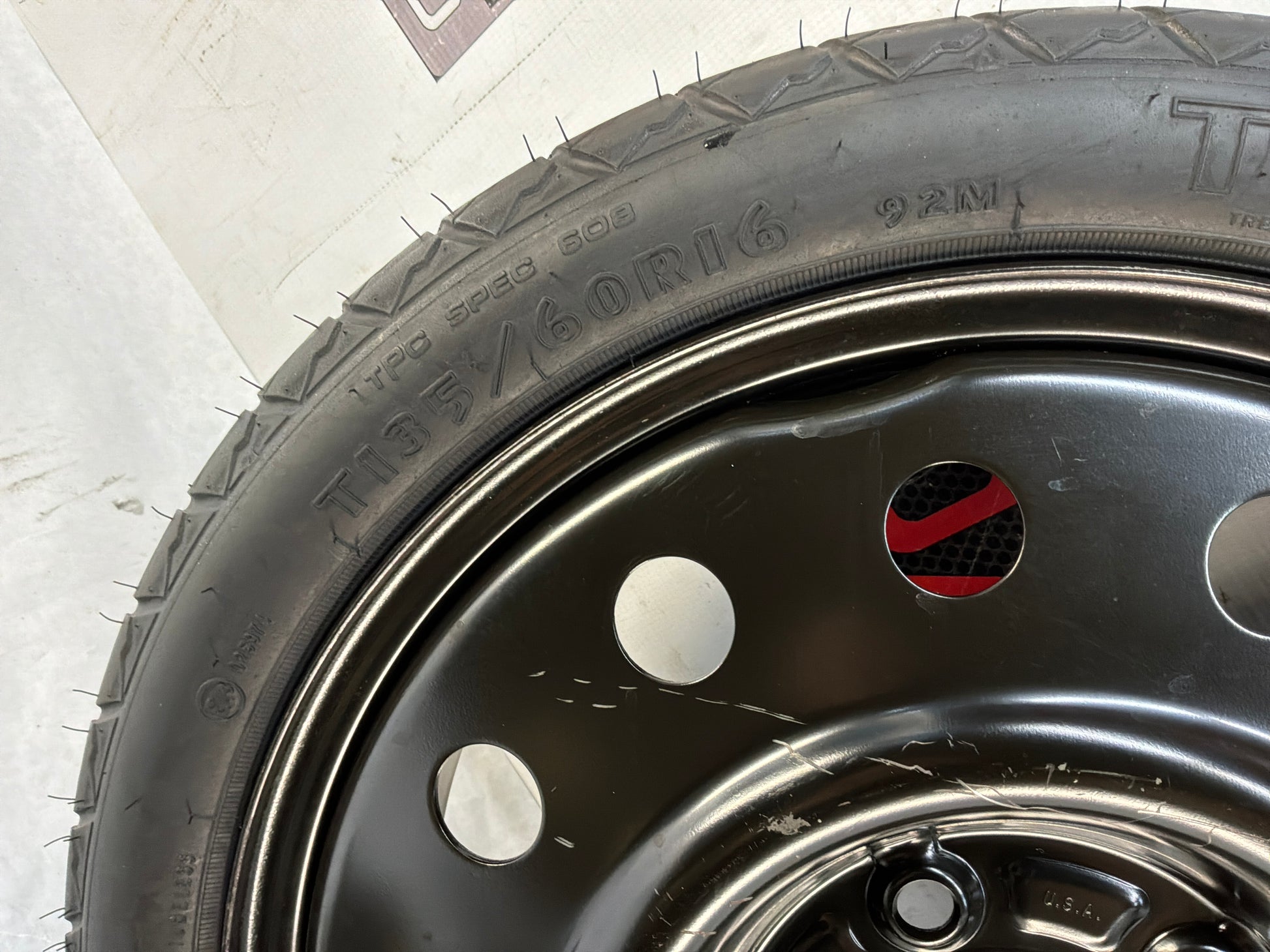 Spare tire w Jack kit - Day's Parts Yard