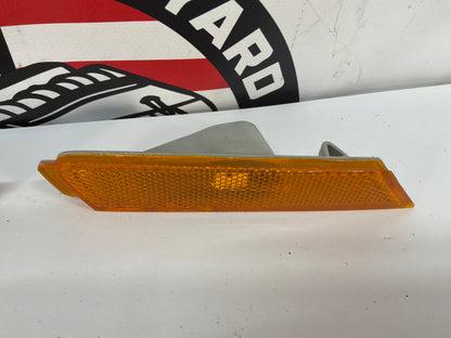 2013 Chevy Camaro ZL1 RH & LH Front Marker Lights OEM
