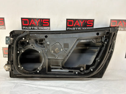 Rh front exterior door - Day's Parts Yard