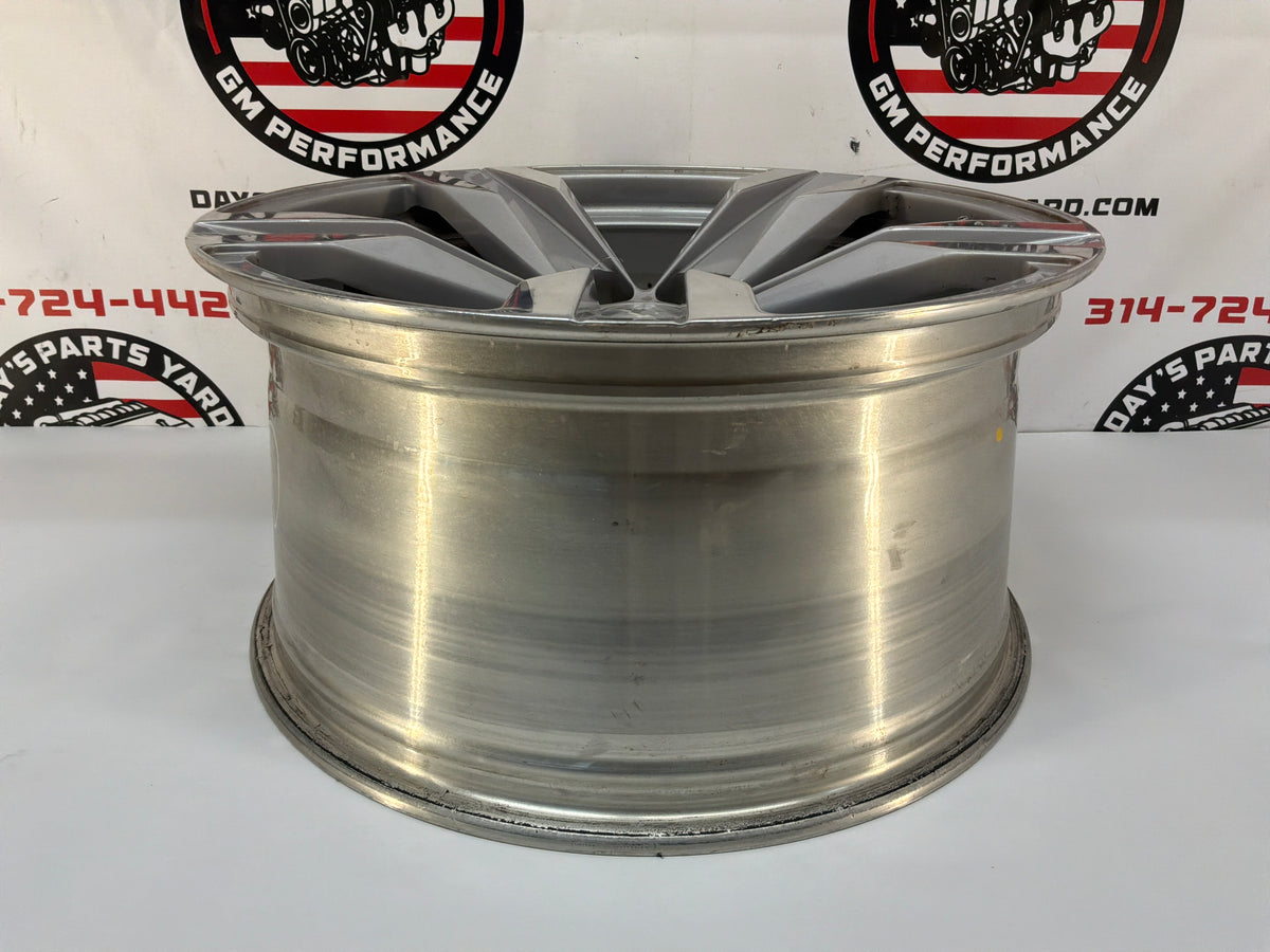 2013 Chevy Camaro ZL1 OEM Front Wheel 20x10 Wheel 5 Spoke