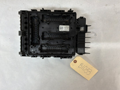 2023 Chevy Camaro SS Engine Motor Bay Wiring Harness Junction Fuse Box Block OEM