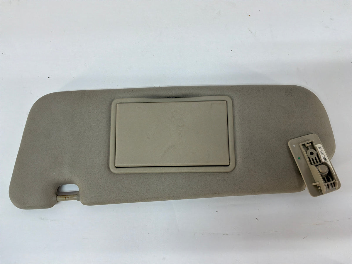 2011 Chevy Caprice PPV RH & LH Sunvisors Sun Visors OEM