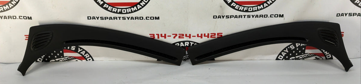 2006 Pontiac GTO Windshield Dash Cowl Defrost Grille Panels Vent Trim Pair OEM