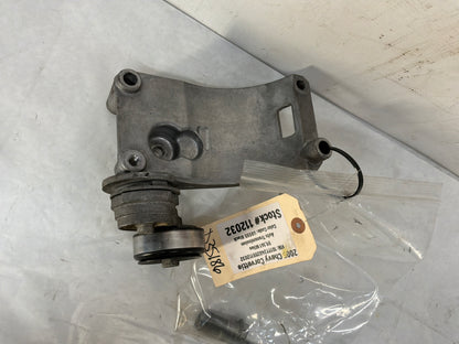 Ac compressor bracket - Day's Parts Yard