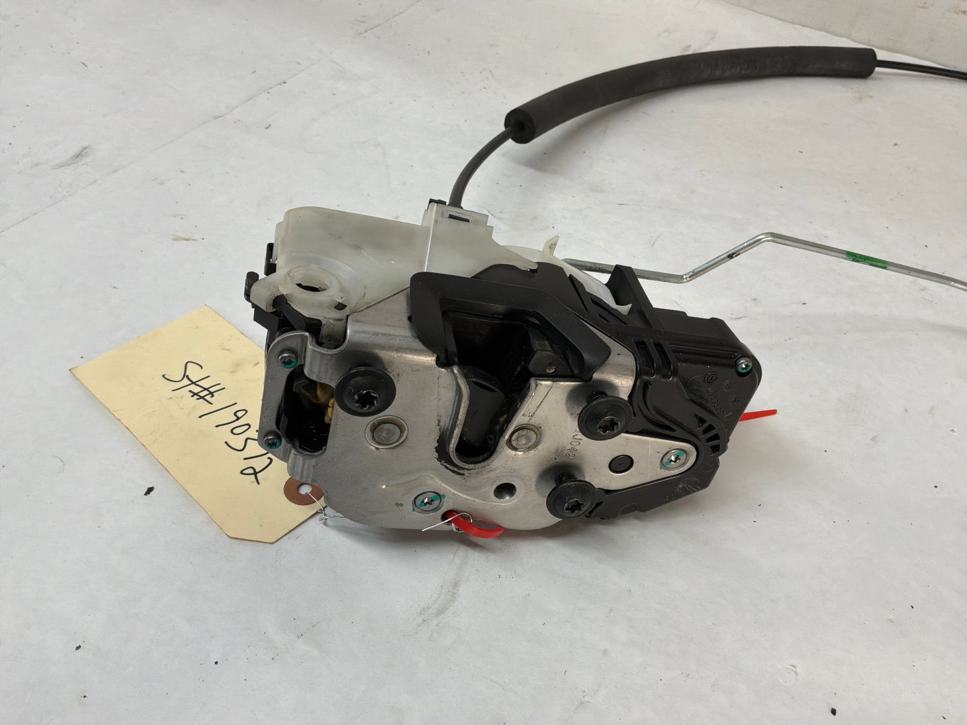 Rh front door actuator - Day's Parts Yard