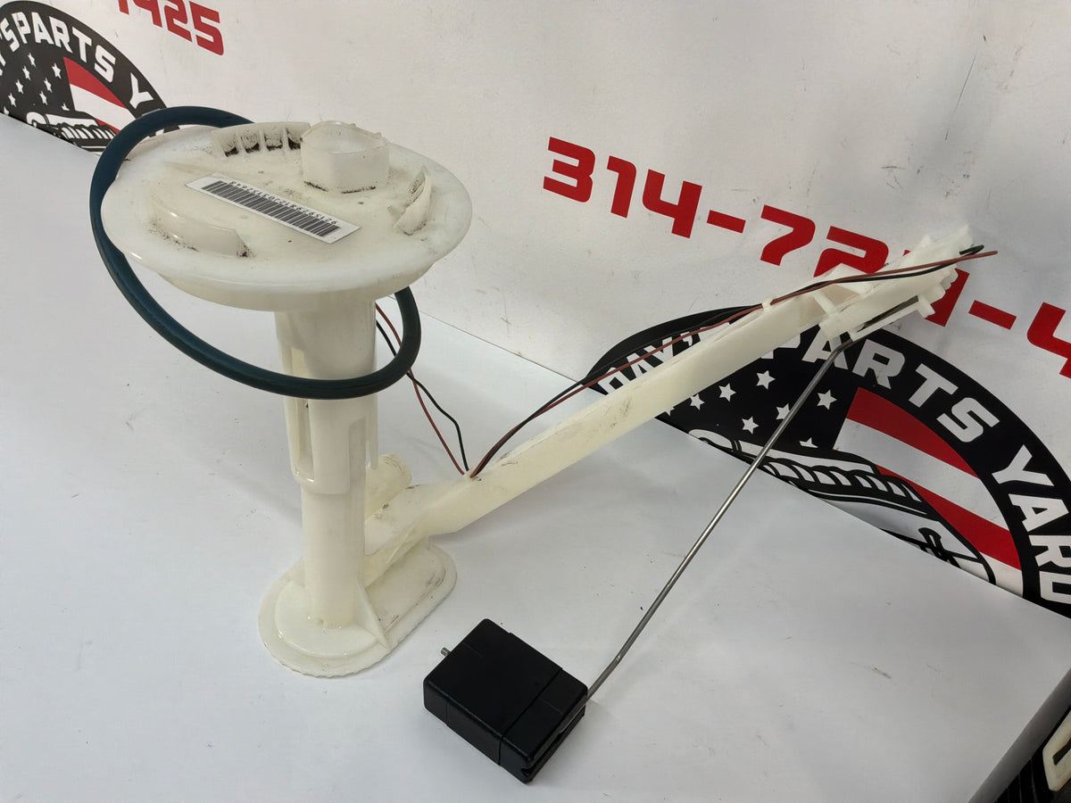 2008 Pontiac G8 GT Gas Fuel Pump Level Sending Unit Assembly OEM