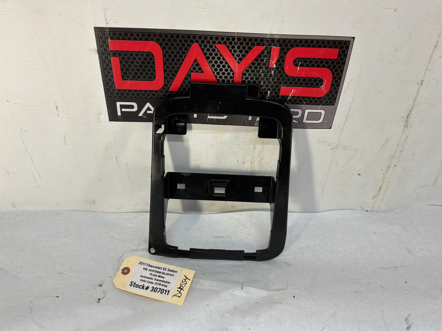 2017 Chevrolet SS Sedan Hardtop Over Head Console Dome Light Frame Bracket Bezel OEM
