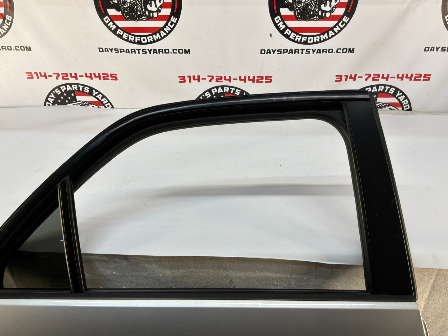 2006 Cadillac CTS-V RH Passenger Exterior Rear Door OEM Silver