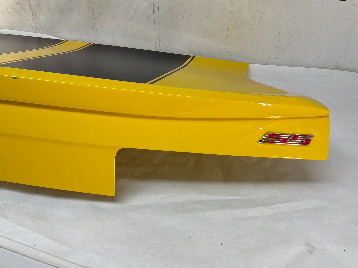 Trunk deck lid - Day's Parts Yard