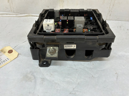 2017 Chevrolet SS Sedan Engine Bay Fuse Relay Wiring Wire Harness Junction Box Block Cover OEM