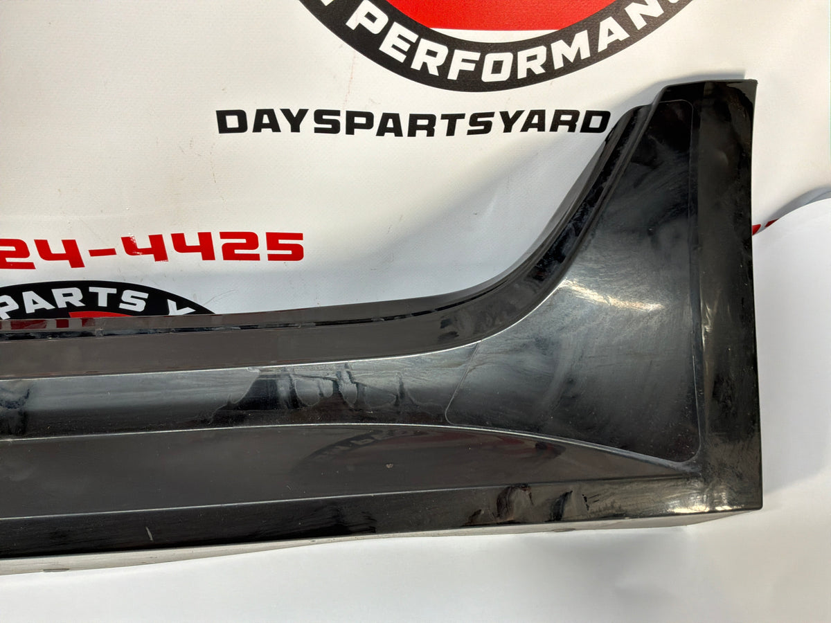 2009 Cadillac CTS-V LH Driver Rocker Molding Side Skirt Panel Black OEM