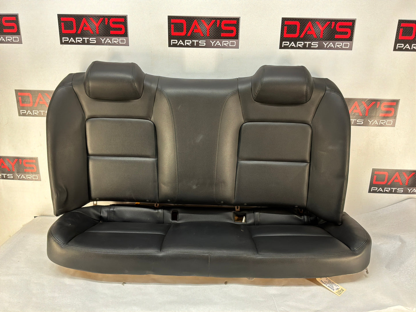Seats - Day's Parts Yard