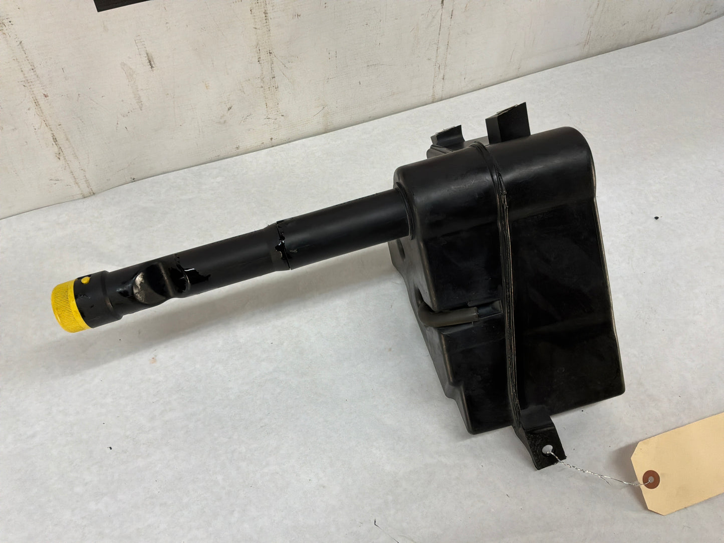 2006 Pontiac GTO Coolant Overflow Recovery Tank Reservoir Bottle OEM
