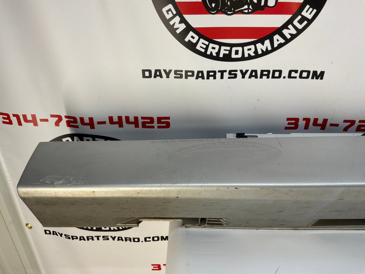 2014 Chevy SS Sedan LH Driver Rocker Molding Side Skirt Panel Silver OEM