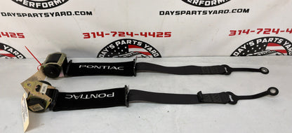 20065 GTO LH & RH Front Seat Belts Retractors OEM
