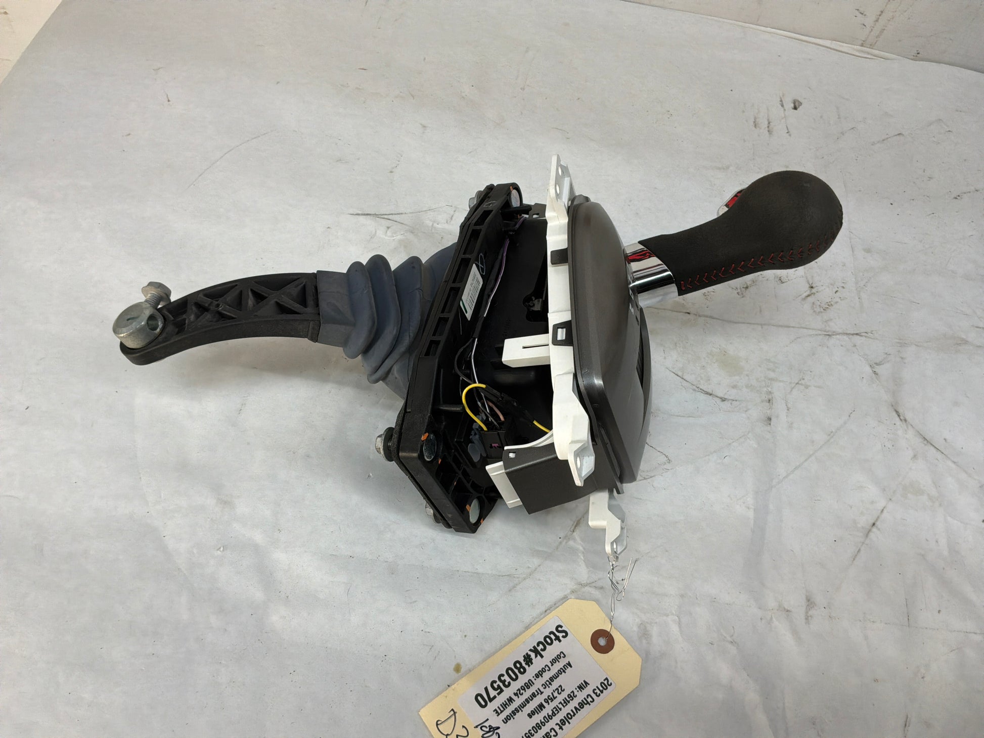 Center console w shifter - Day's Parts Yard